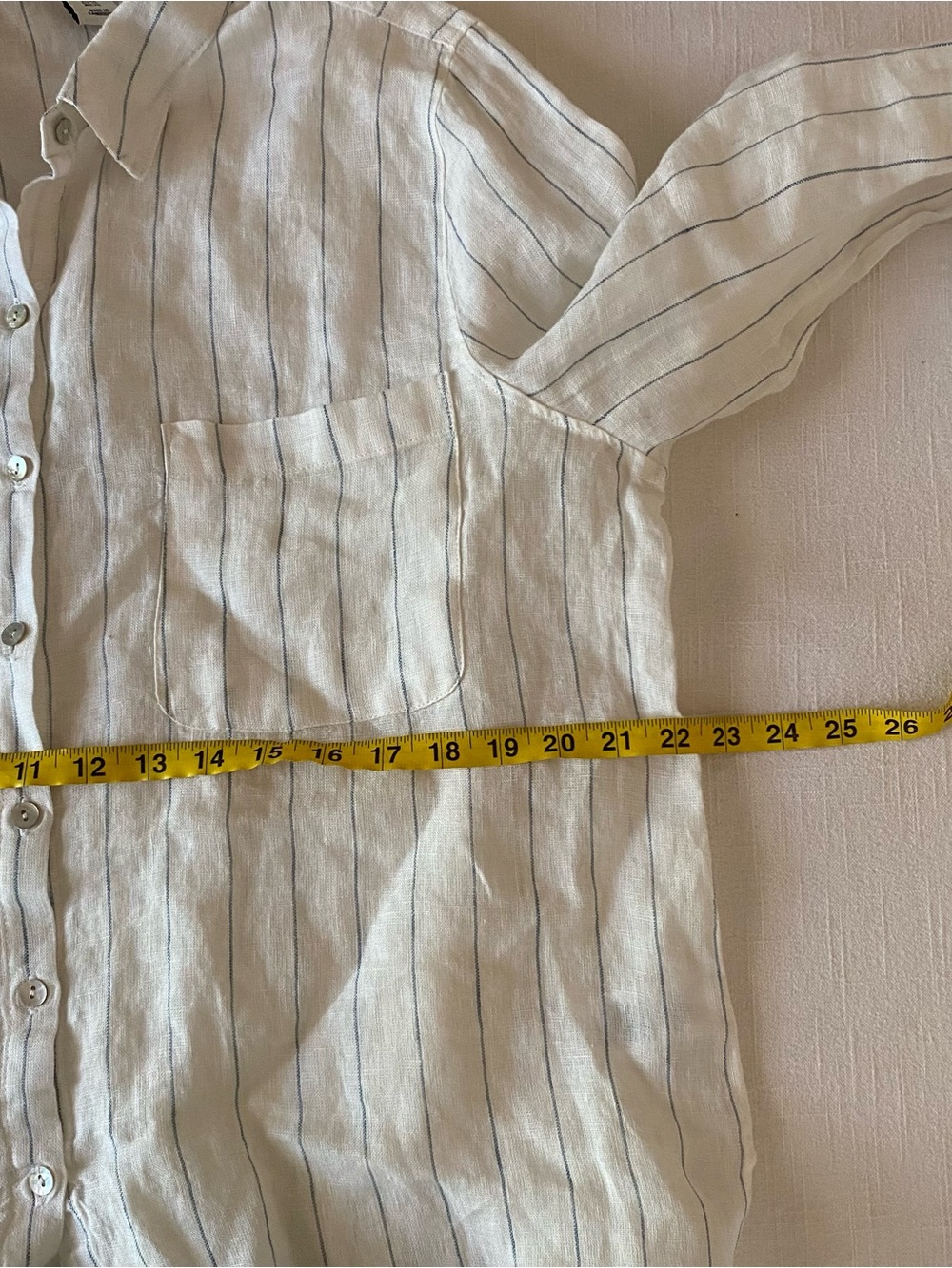 Women’s 100% Linen Button-Up Shirt - Picture 6 of 7